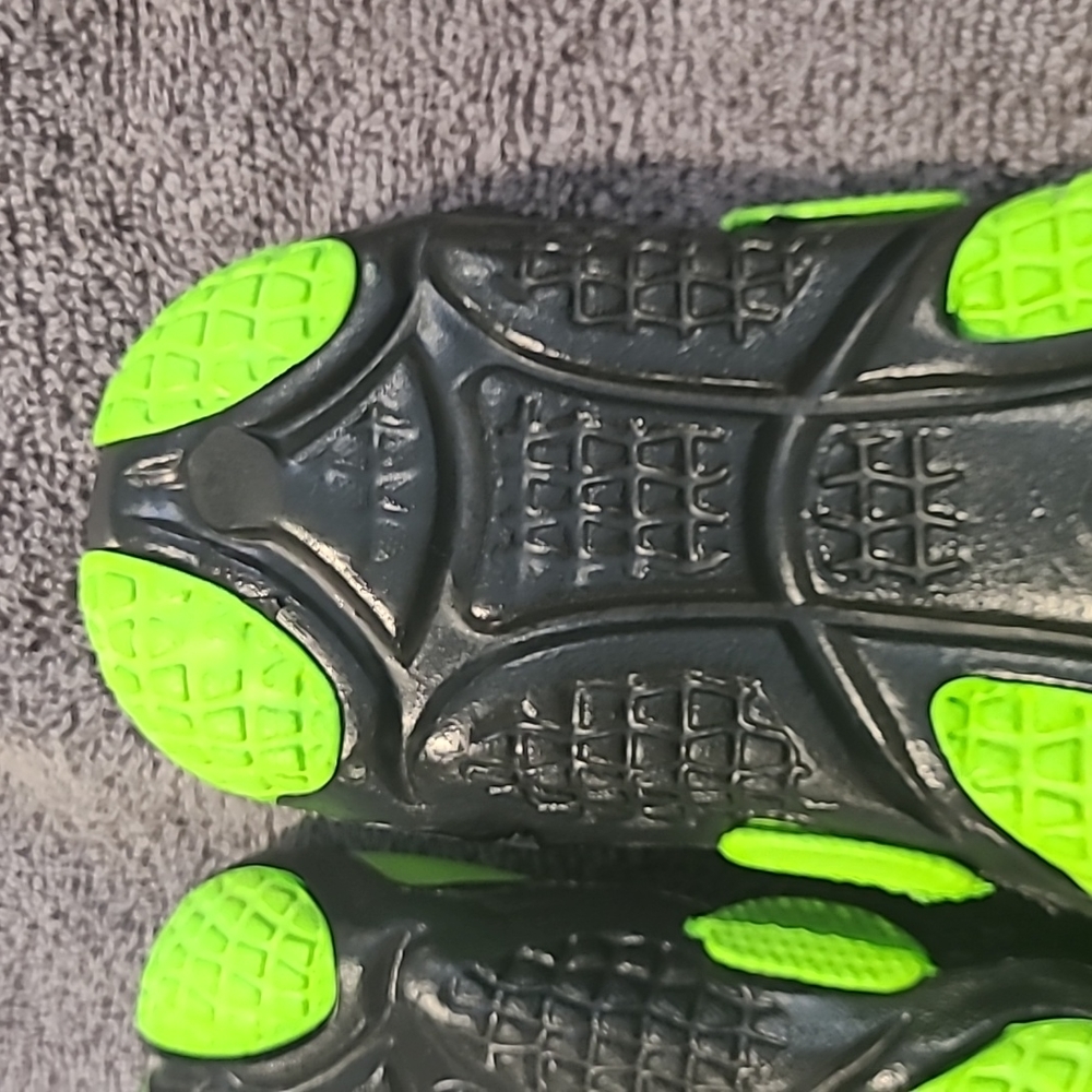 Flip-flops green & black sandals - Picture 12 of 13